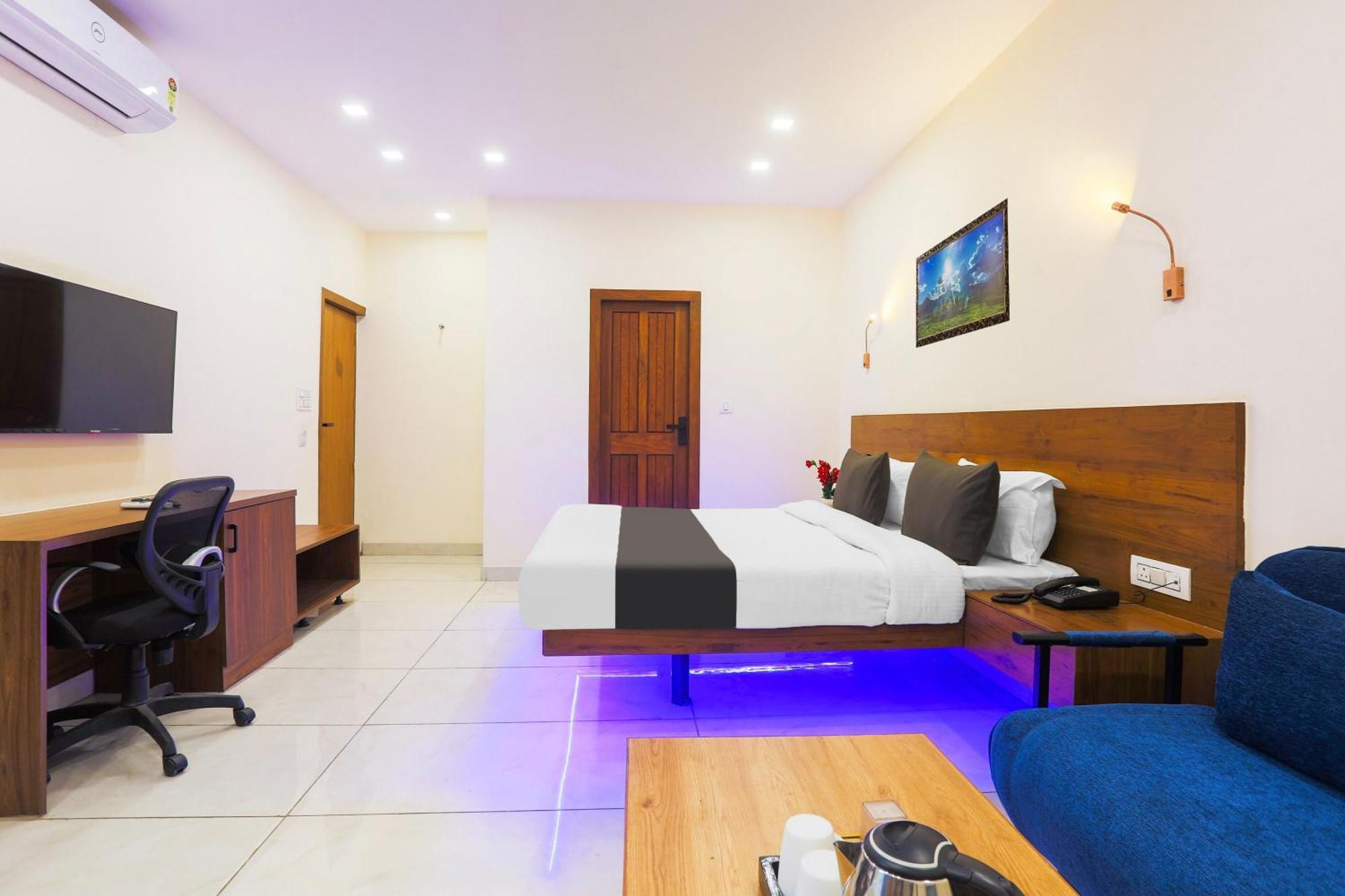 Super Townhouse Vikaspuri Hotell Delhi  Eksteriør bilde