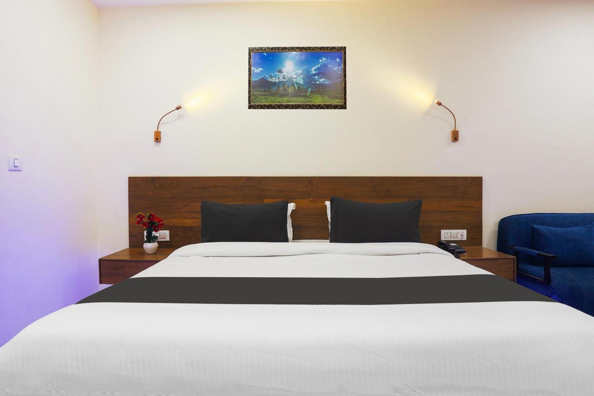 Super Townhouse Vikaspuri Hotell Delhi  Eksteriør bilde